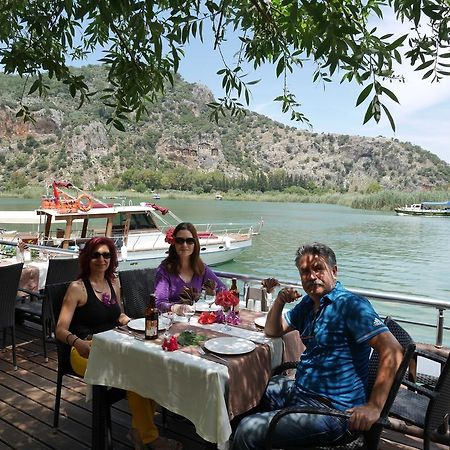 Longhouse Inn Hotel Дальян Экстерьер фото