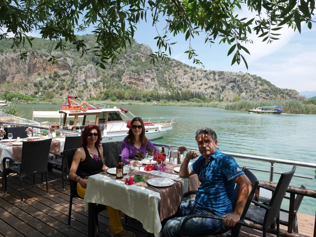 Longhouse Inn Hotel Дальян Экстерьер фото