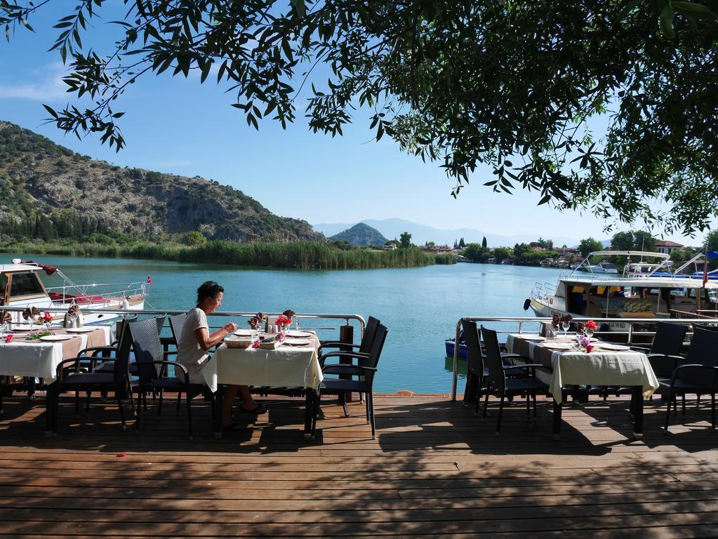 Longhouse Inn Hotel Дальян Экстерьер фото