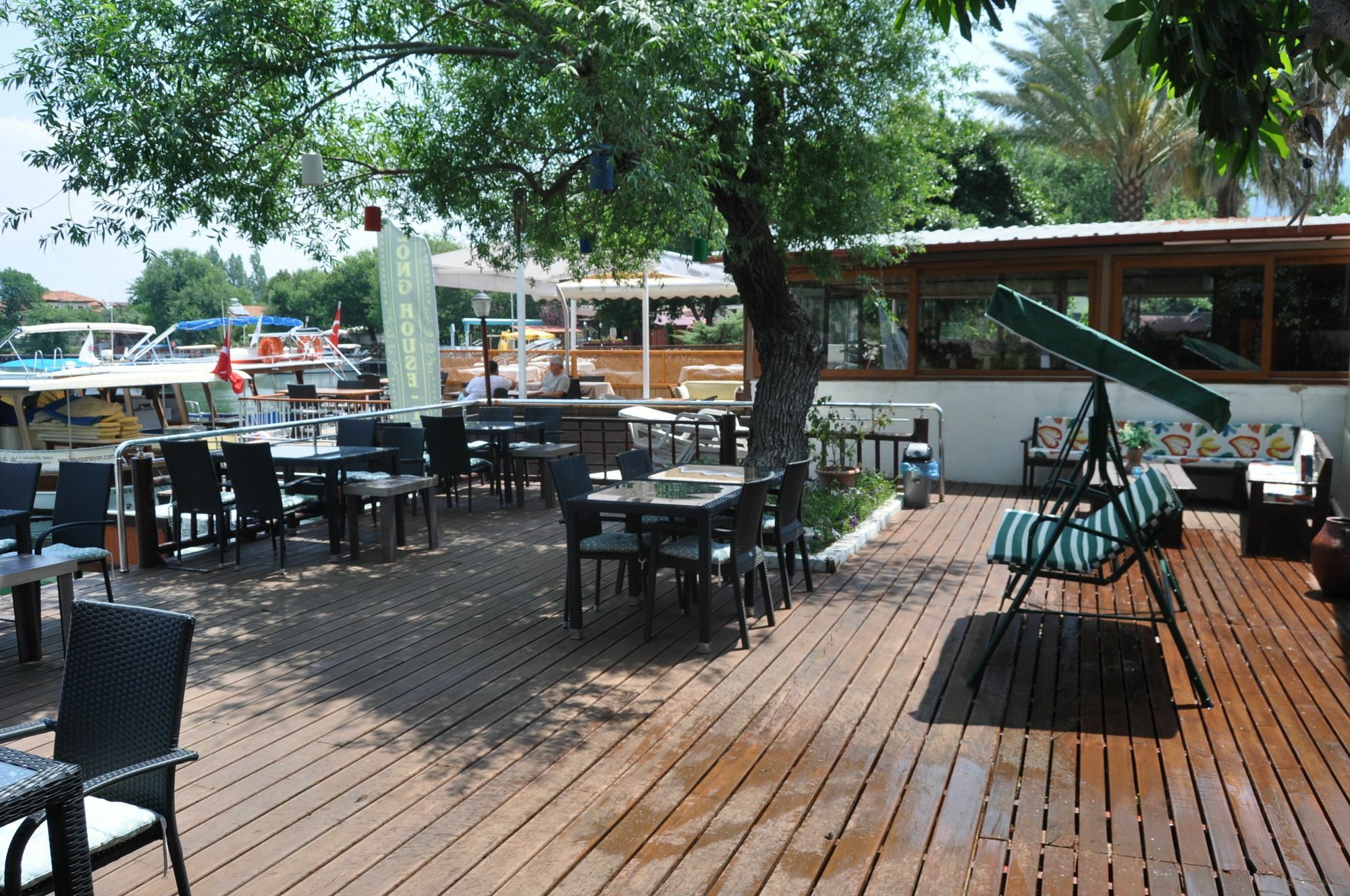 Longhouse Inn Hotel Дальян Экстерьер фото