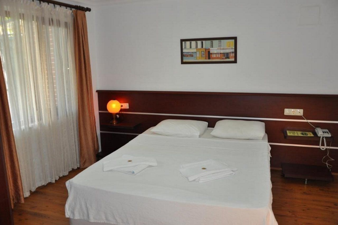 Longhouse Inn Hotel Дальян Экстерьер фото